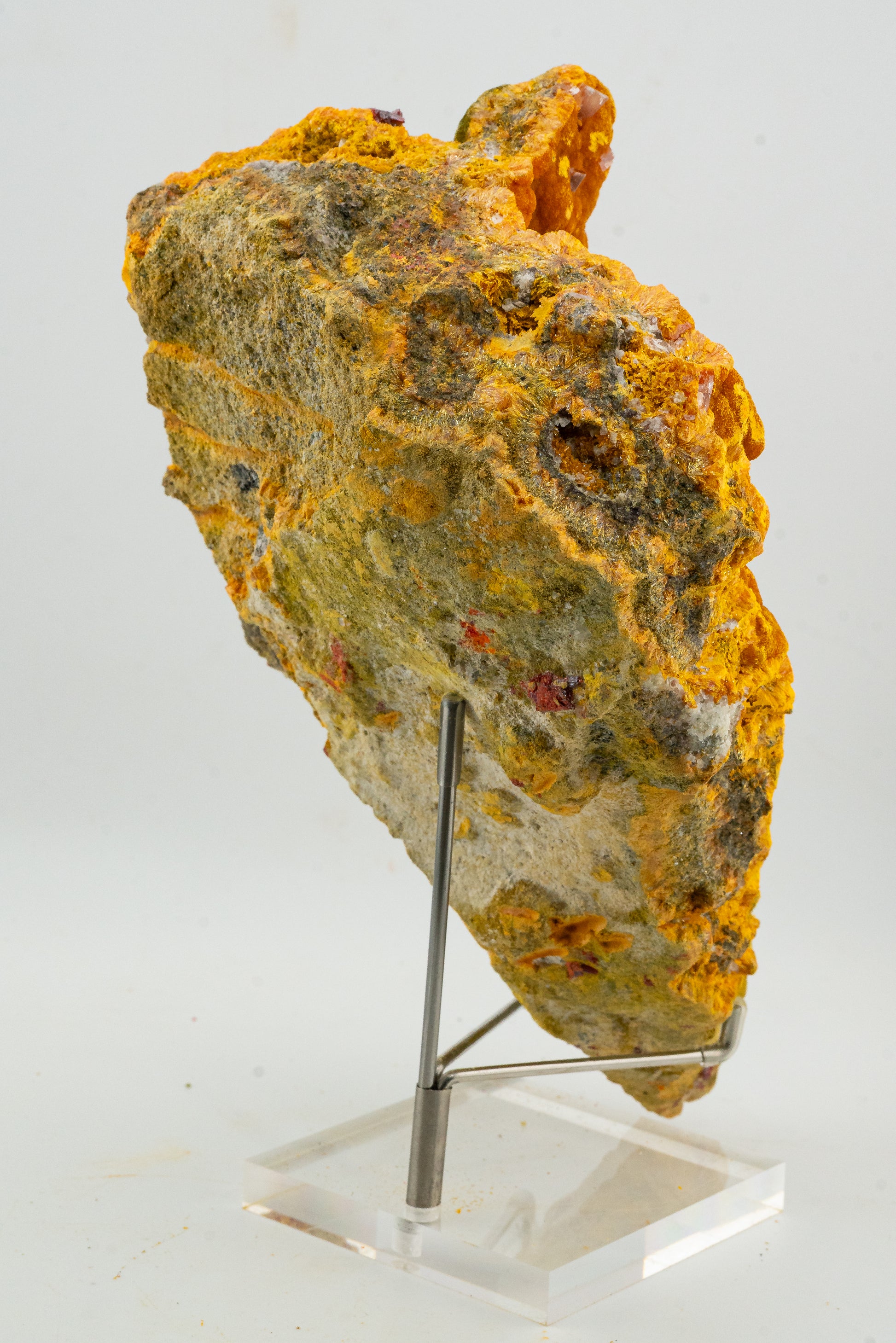 Orpiment, Realgar, Barite, - Quiruvilca Mine, Peru