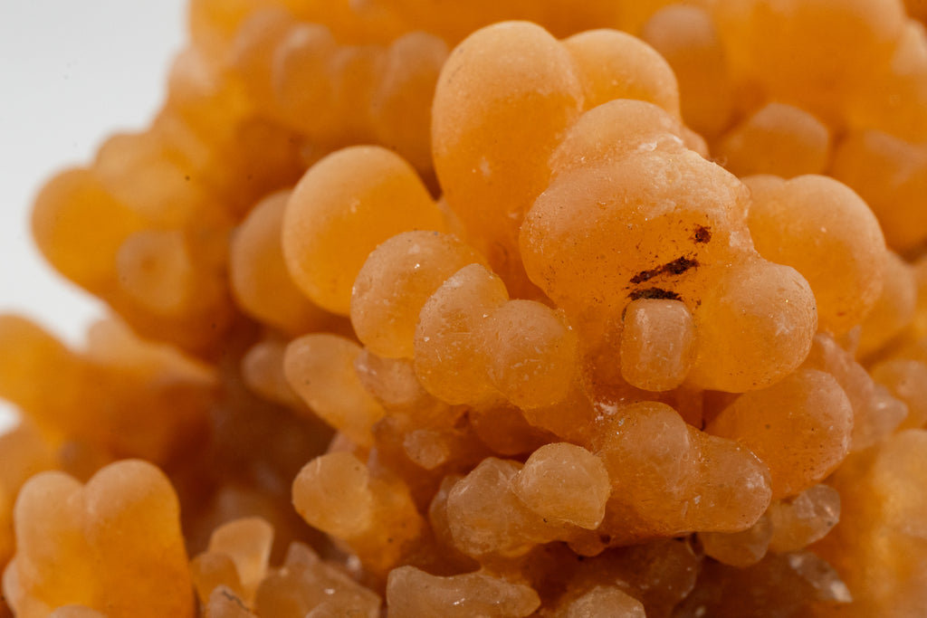 Crystalline Stalactite - Calcite - Yunan, China - UV Reactive