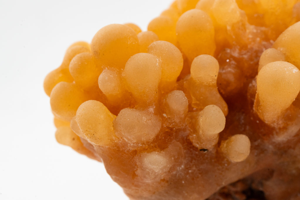 Crystalline Stalactite - Calcite - Yunan, China - UV Reactive